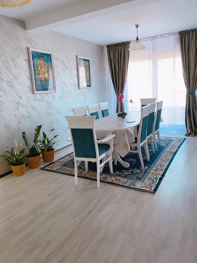 Buddha Grand City Apartment Будва Екстер'єр фото